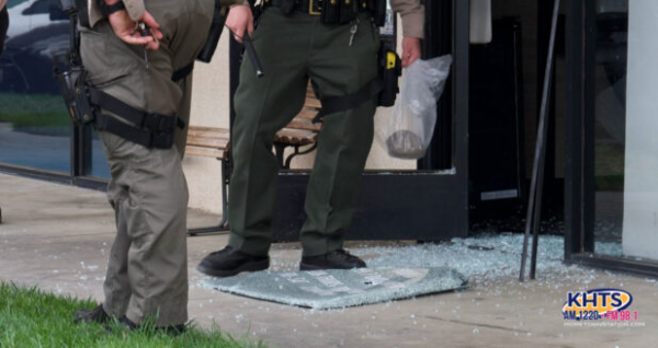 Photo Courtesy of https://www.hometownstation.com/santa-clarita-news/crime/man-arrested-after-throwing-rock-through-window-of-canyon-country-business-478734 