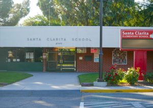 Main entrance of Santa Clarita Elementary School on Seco Canyon Road. Photo taken by Katherine Quezada from The SCV Signal